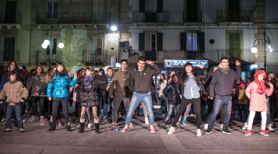 Flashmob Bcc Sangro Teatina Milluminodimeno